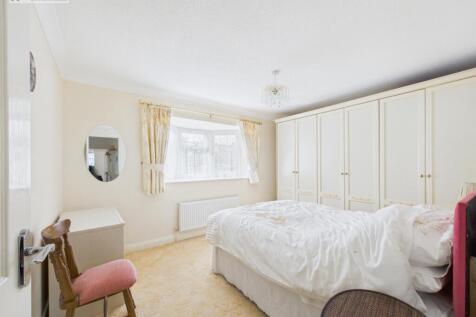 Bedroom 2.jpg