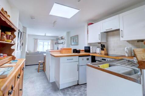 Kitchen .1.jpg
