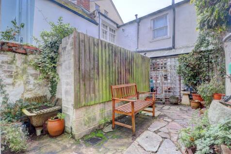 Courtyard .1.jpg