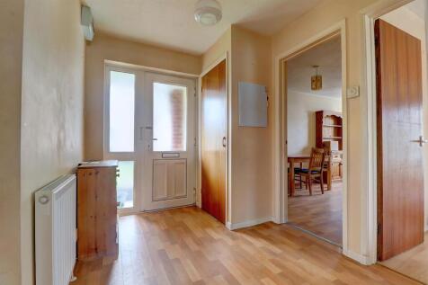Hallway .2.jpg