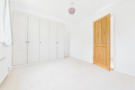 Bedroom 2 .1.jpg