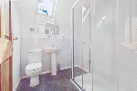 Shower Room.jpg