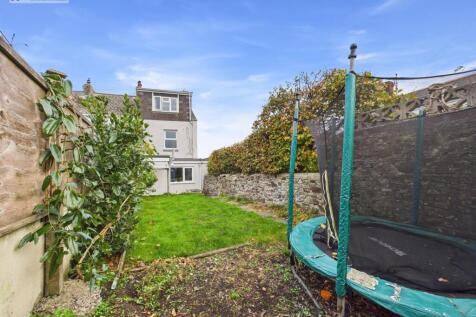 Rear garden (3).jpg