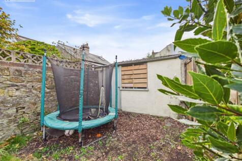 Rear garden (4).jpg