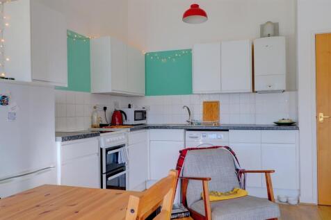Kitchen .1.jpg