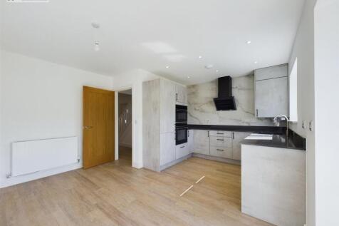 Sands or Coral kitchen diner ii.jpg