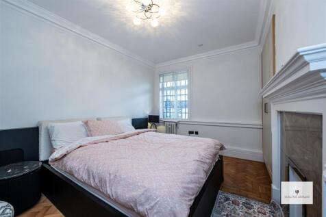 Chiltern Court 166-010 HR - HPA.jpg