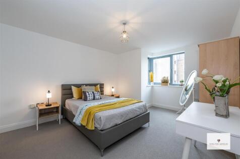 Regents Park Road 10&#64;208-014 HR - HPA.jpg