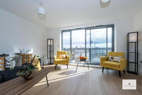 Regents Park Road 10&#64;208-020 HR - HPA.jpg