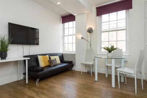 Queen&#39;s Court 105A-003.jpg