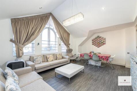 Alexandra Court 28-003 HR - HPA.jpg