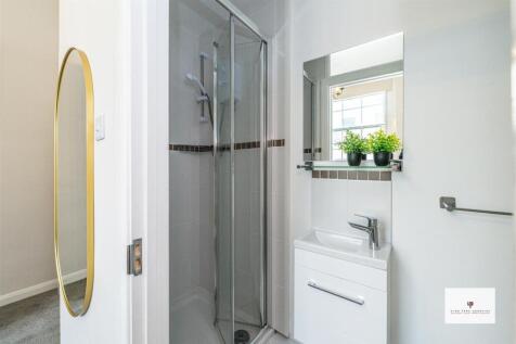 Queens Gardens 6-014 MR - HPA.jpg