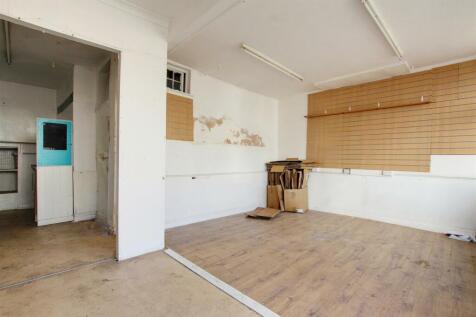 Shop 28