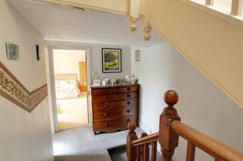 1st floor Landing
