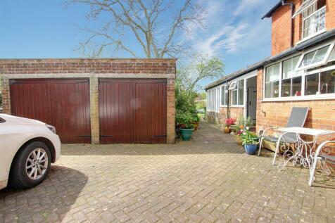 Double Garage