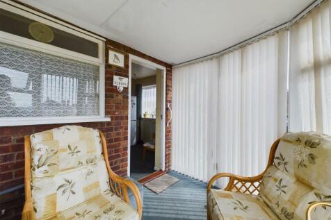 Conservatory/Entrance