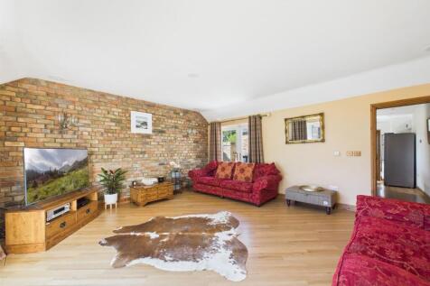 Living Room/Annex Room