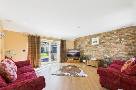 Living Room/Annex Room