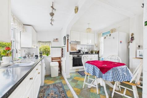 Kitchen / Breakfast Room