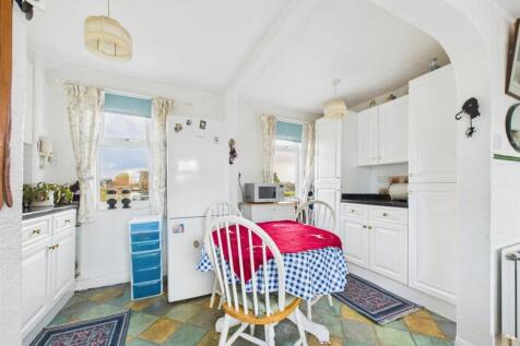 Kitchen / Breakfast Room