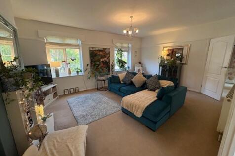 lounge 2