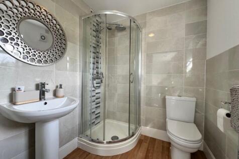 bed 1 ensuite