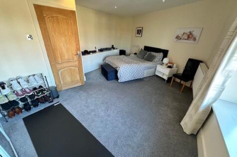 bedroom reverse