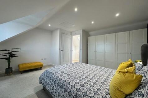 bed 1 reverse cor...