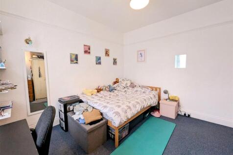 Bedroom Downstairs B.jpg