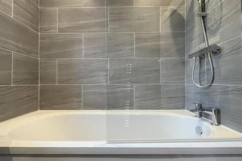Bathroom.jpeg