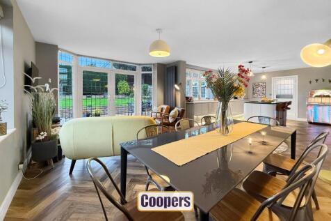 Dining Kitchen/Family Room