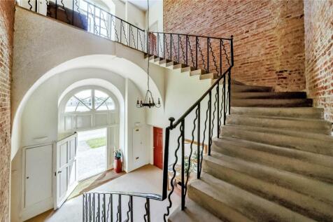 Entrance Hall Stairs