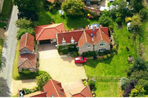 Pantiles &amp; Cottage
