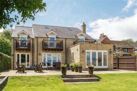 House Terrace &amp; Rear