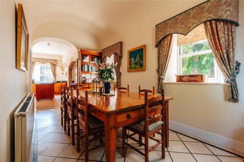 Breakfast Room