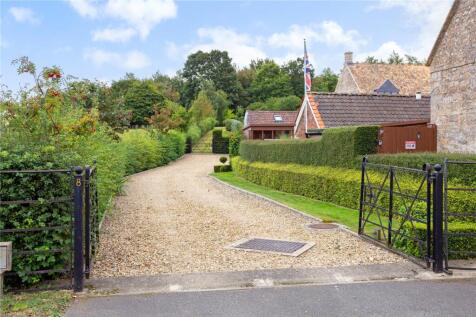 Driveway Entrance