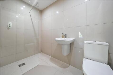 Bedroom Two En Suite