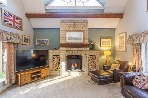 Vaulted Sitting Room
