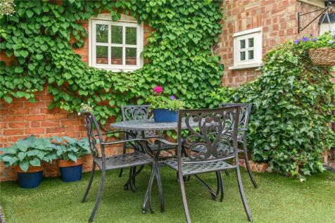 Rear Courtyard