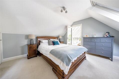 Double Bedroom 5