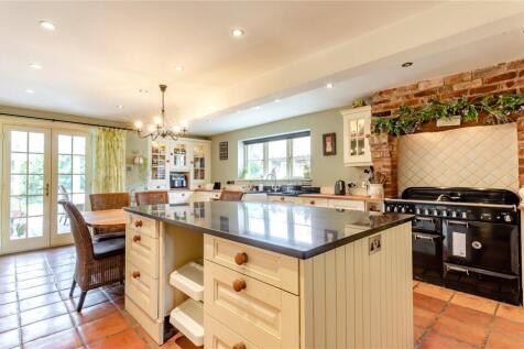 Kitchen/Breakfast Rm