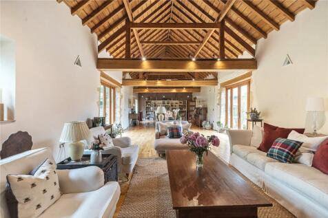 Sitting/Dining Room