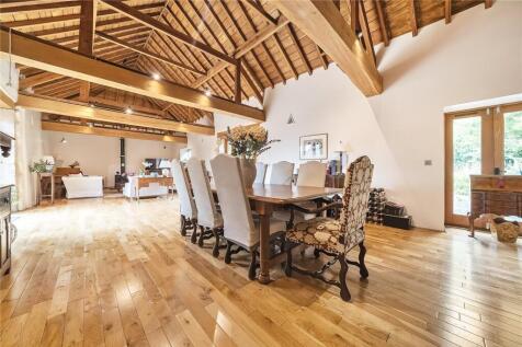 Sitting/Dining Room