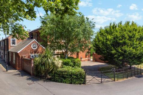 Gated Driveway
