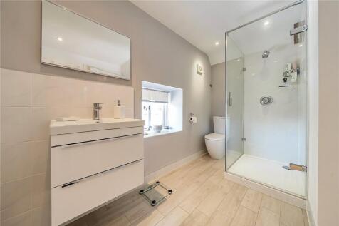 Bedroom One Ensuite