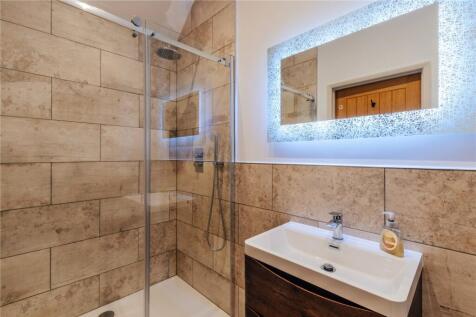 Bedroom Two Ensuite
