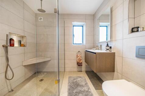 Family Shower-Room