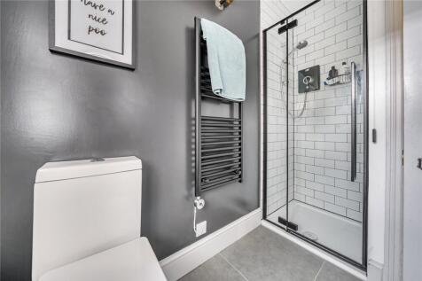 Family Shower Room
