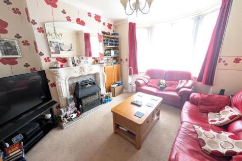 Living Room.jpg