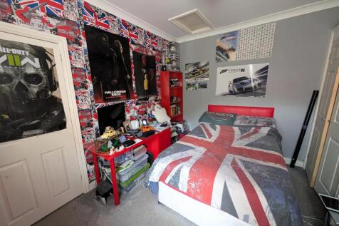 Bedroom 2.jpg